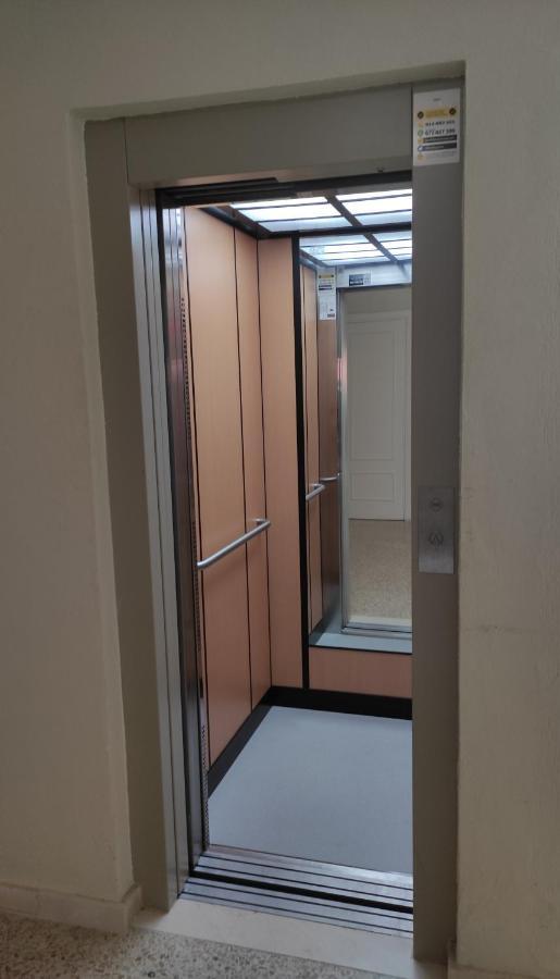 Appartement Caprichos à Jerez de la Frontera Extérieur photo